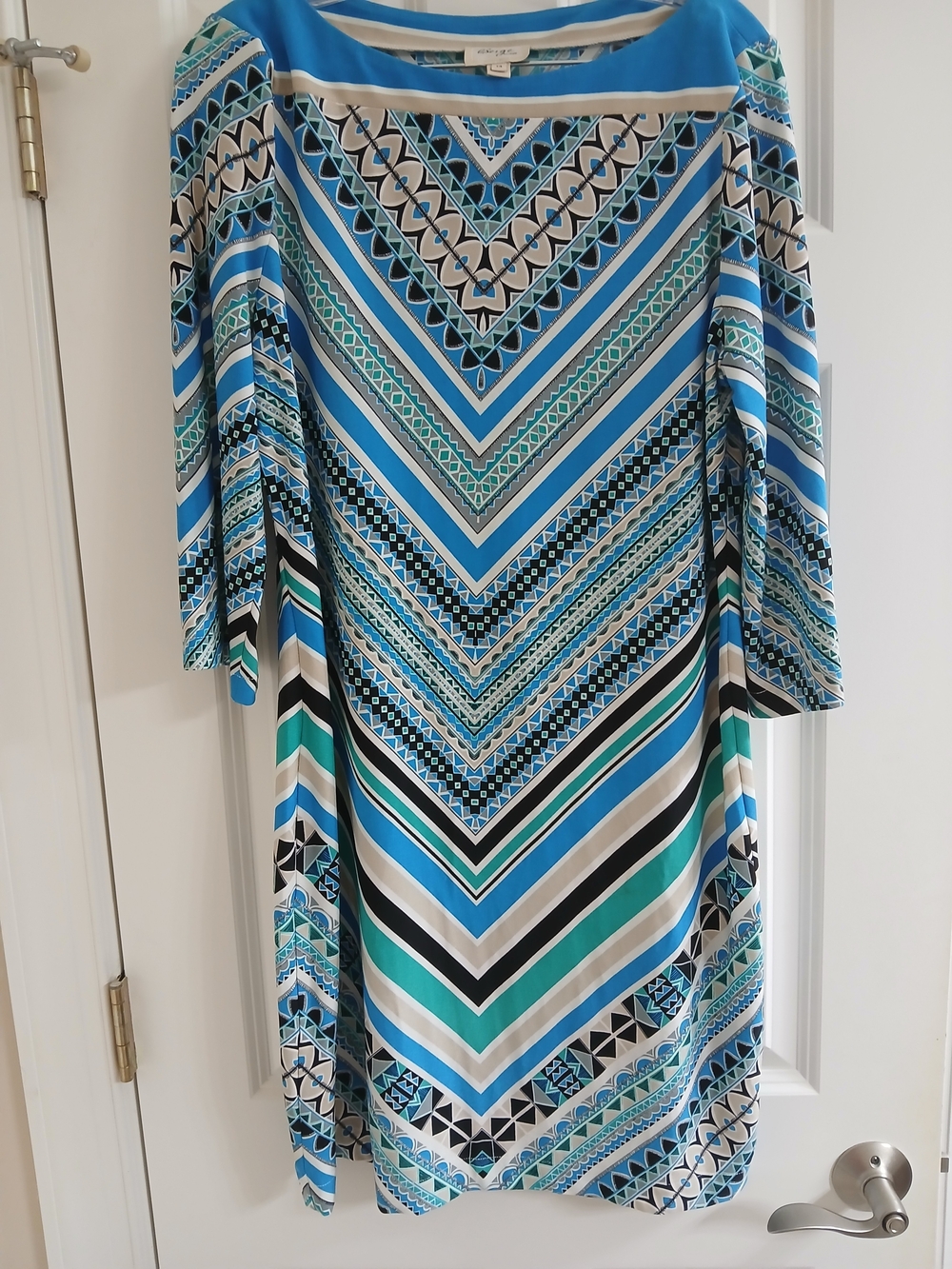 Beige by eci Blue & Teal Geo-Print Long Sleeve Shift Dress